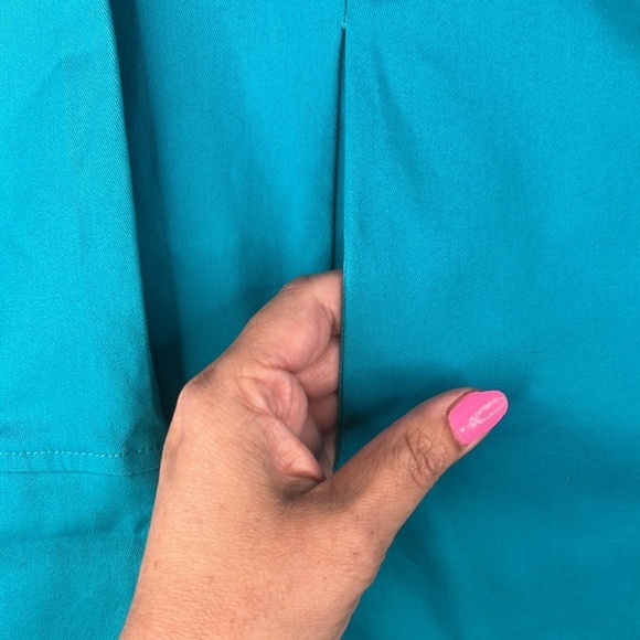 Bob Mackie Turquoise Southwest Embroidered Zip Down Lightweight Jacket Sz Small - Picture 4 of 7